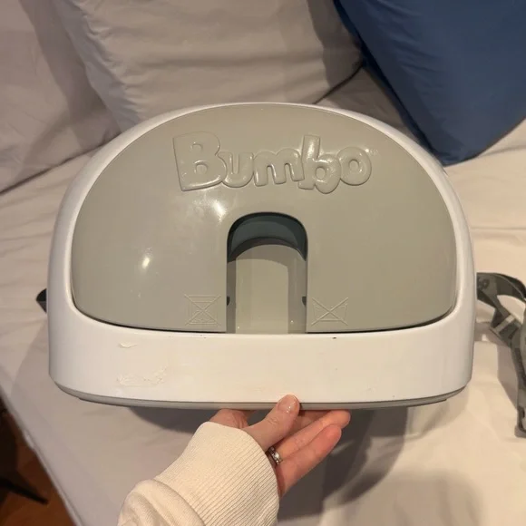 VGUC Baby Bumbo Pink and Cream Baby Seat with Detachable Tray and Safety Straps - Picture 10 of 16